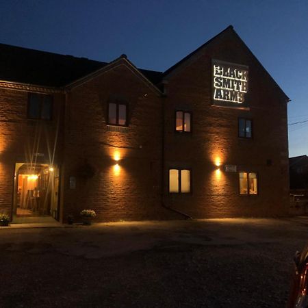 The Blacksmith Arms Bed & Breakfast อัลตัน ภายนอก รูปภาพ